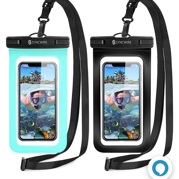 Waterproof phone cases X 2. New in package - Picture 1 of 1